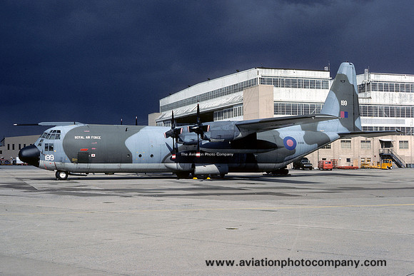 RAF Lyneham Transport Wing Lockheed C-130K Hercules C.3P XV199 (1988)