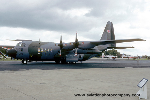 RAF Lyneham Transport Wing Lockheed C-130K Hercules C.1P XV210 (1994)