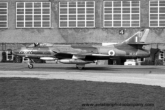 RAF 74 Squadron Hawker Hunter F.6 XE559/D at RAF Stradishall (1960)