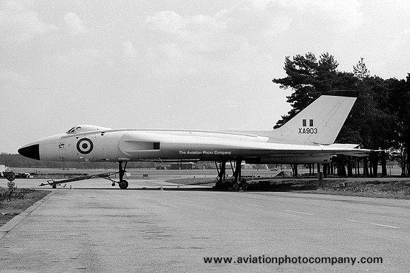 Royal Aircraft Establishment Avro Vulcan B.1 XA903 (1980)