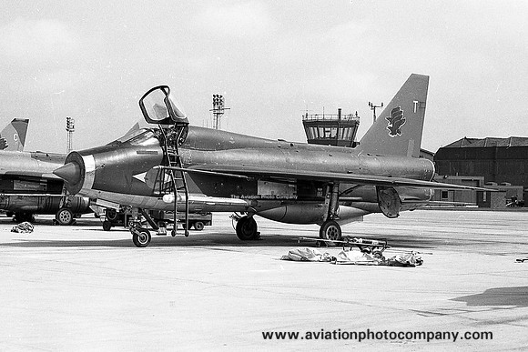 RAF 11 Squadron English Electric Lightning T.5 XS452/T (1977)