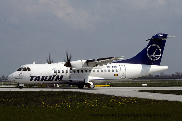 Tarom ATR-42-500 YR-ATB (1999)