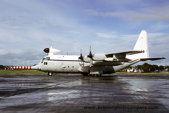 RAE Lockheed Hercules W.2 XV208 (1988)