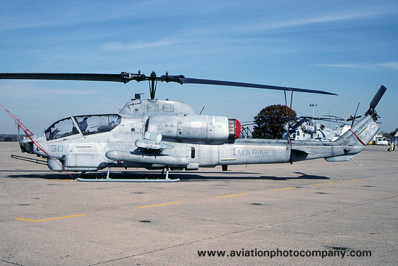 US Marines HMLA-773 Bell AH-1W Cobra 164575/WG-30 (2000)