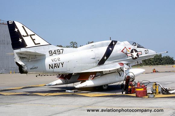 US Navy VC-2 Douglas A-4L 149497/JE-07 (1975)