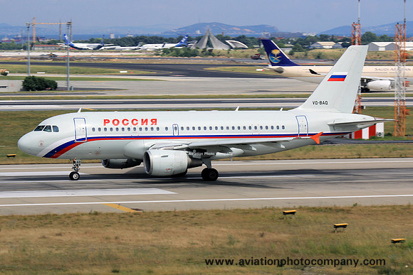 Rossiya Airbus A319-100 VQ-BAQ at Istanbul IAP (2014)