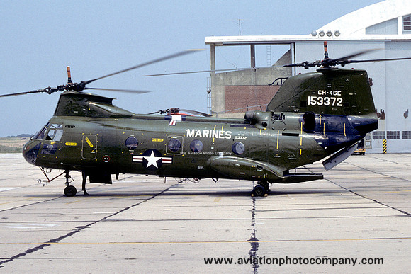 USMC NATC Vertol CH-46E 153372 (1976)