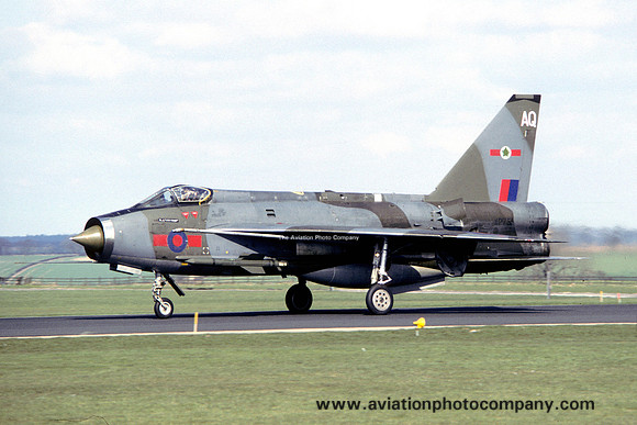 RAF 5 Squadron English Electric Lightning F.3 XP751/AQ (1984)