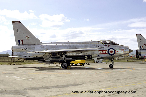 RAF 29 Squadron English Electric Lightning F.3 XP705/L (1971)