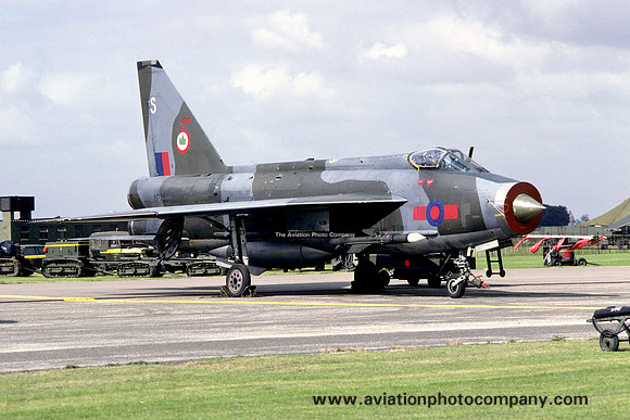 RAF 5 Squadron English Electric Lightning F.3 XP753/S (1978)