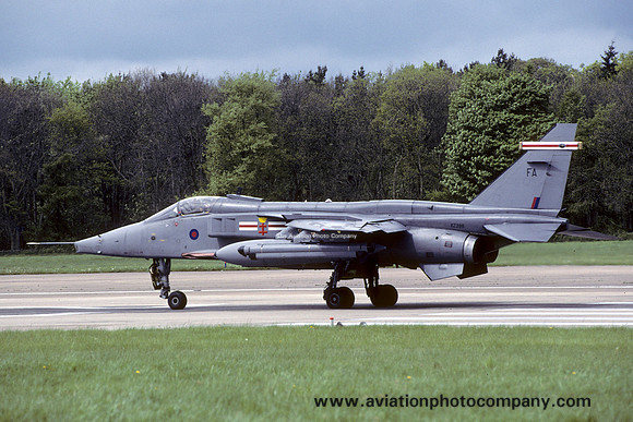 RAF 41 Squadron Sepecat Jaguar GR.3 XZ398/FA at RAF Coltishall (2001)
