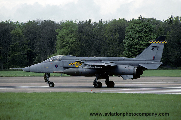 RAF 54 Squadron Sepecat Jaguar GR.3 XX723/GQ at RAF Coltishall (2001)