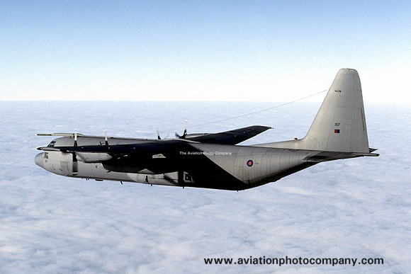 RAF 1312 Flight Lockheed C-130K Hercules C.3 XV307 (2001)