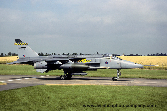 RAF 54 Squadron Sepecat Jaguar GR.3 XZ364/GJ at RIAT Fairford (2001)