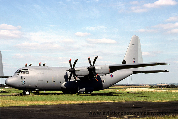 RAF LTW Lockheed C-130J Hercules C.5 ZH882 at RIAT Cottesmore (2001)