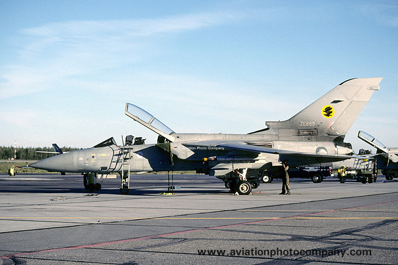 RAF 11 Squadron Panavia Tornado F.3 ZE889 (2001)