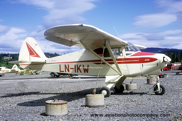 Piper PA-22-108 Colt LN-IKW (1963)