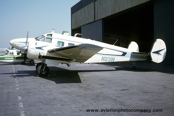 Beech E18S N23W (1964)