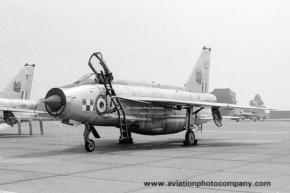 RAF 56 Squadron English Electric Lightning F.6 XS929/L at RAF Wattisham (1976)