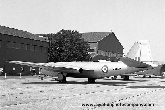 RAF 1 SoTT English Electric Canbera B.2 7387M (1976)