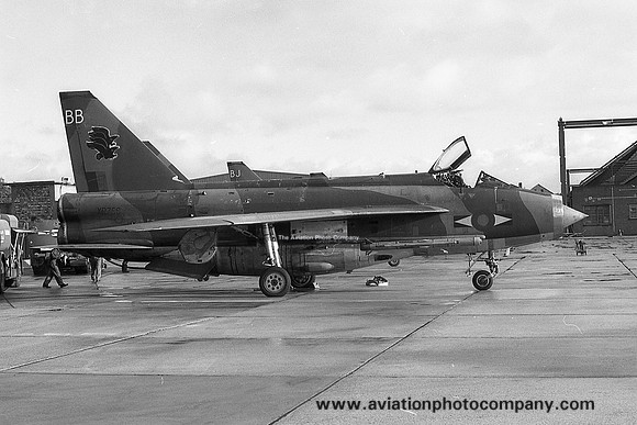 RAF 11 Squadron English Electric Lightning F.6 XR756/BB at RAF Lossiemouth (1984)