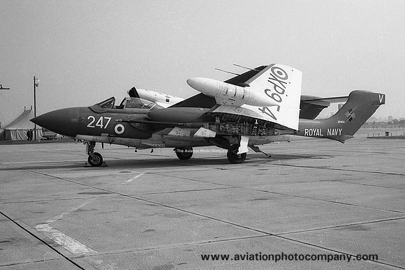 Royal Navy 893 Squadron De Havilland Sea Vixen FAW.2 XP954/V247 (1967)