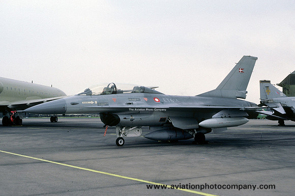 Danish Air Force Esk 723 GD F-16B Fighting Falcon ET-614 (1987)