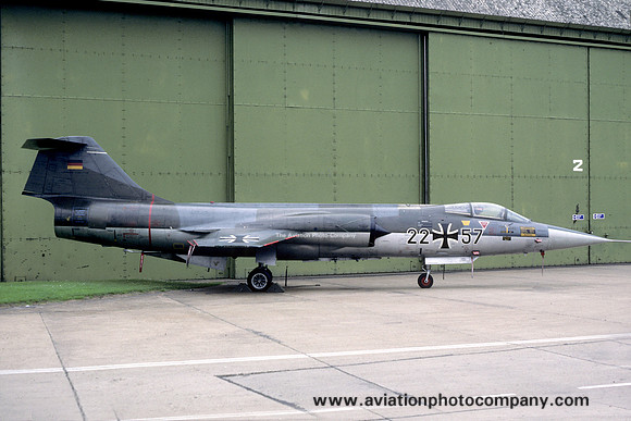German Air Force Lockheed F-104G Starfighter 22+57 (1987)