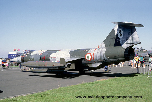 Italian Air Force 9 Stormo Lockheed F-104S Starfighter MM6936/9-31 at RAF St Mawgan (1987)