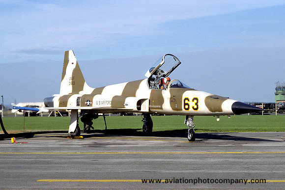 USAF 10 TRW 527 TFTAS Northrop F-5E Tiger 74-1563 (1977)