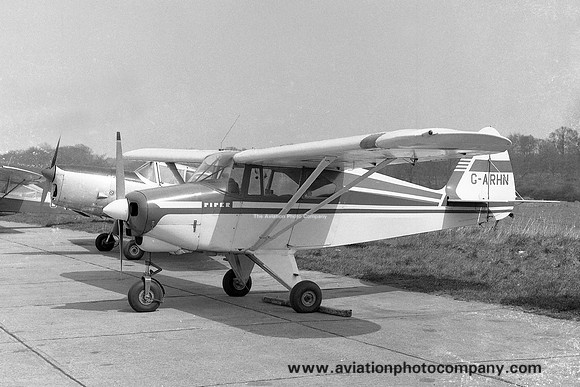 Piper PA-22-150 Caribbean G-ARHN (1967)