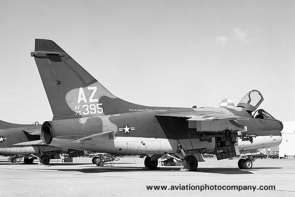 USAF Arizona ANG 152 TFTS LTV A-7D Corsair 75-0395/AZ (1980)