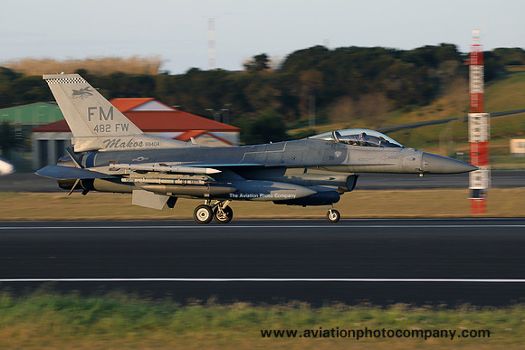 USAF AFRC 93 FS GD F-16C Fighting Falcon 88-0404/FM at Lajes (2025)