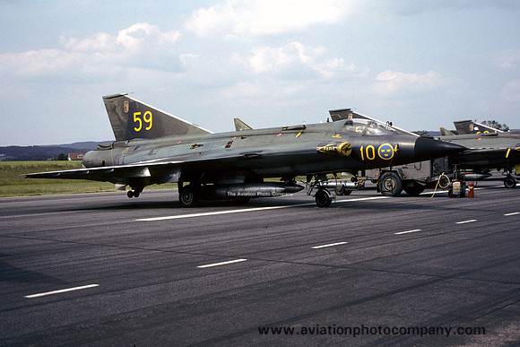 Swedish Air Force F10 SAAB J-35F Draken 35461/59 (1990)