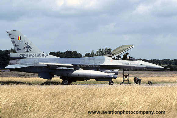 Belgian Air Force 2 Wing GD F-16AM Fighting Falcon FA-57 (2005)