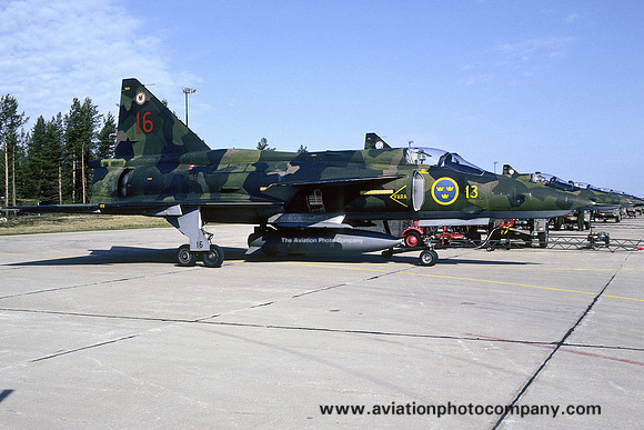 Swedish Air Force F13 SAAB SF-37 Viggen 37968/16 (1991)