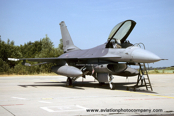 Italian Air Force 5 Stormo GD F-16A Fighting Falcon MM7259 (2005)