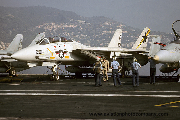US Navy VF-33 Grumman F-14A Tomcat "AB-201" on USS America (1989)