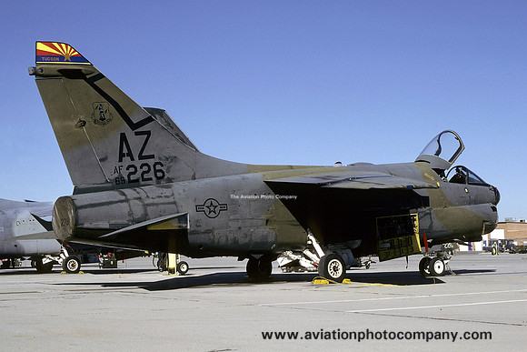 USAF Arizona ANG 152 TFS LTF A-7D Corsair 69-6226/AZ (1990)