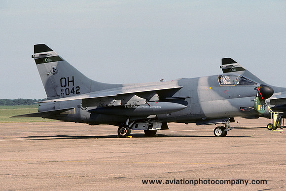 USAF Ohio ANG 122 TFS LTF A-7D Corsair 70-1042/OH (1989)