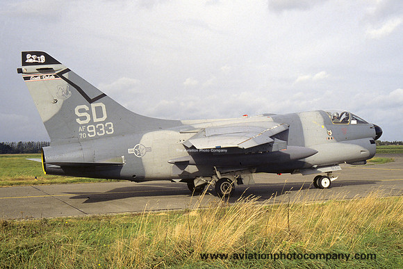 USAF South Dakota ANG 175 TFS LTV A-7D Corsair 70-0933/SD (1987)