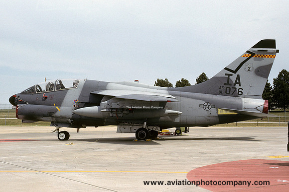 USAF Iowa ANG 124 TFS LTV A-7K Corsair 81-0076/IA (1991)