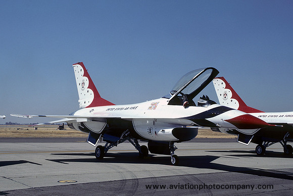 USAF Thunderbirds GD F-16A Fighting Falcon "3" (1986)