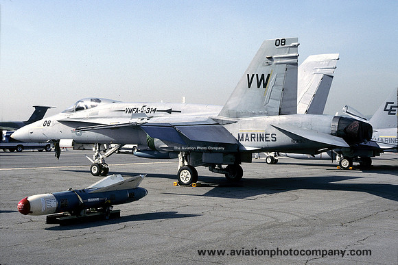 US Marines VMFA-314 McDonnell Douglas F/A-18A Hornet 163150/VW-08 (1992)