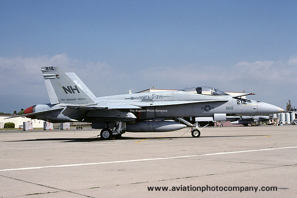 US Marines VMFA-314 McDonnell Douglas F/A-18A Hornet 163100/NH-212 (1994)