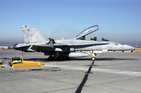US Marines VMFAT-101 McDonnell Douglas F/A-18B Hornet 163110/SH-135 (1989)