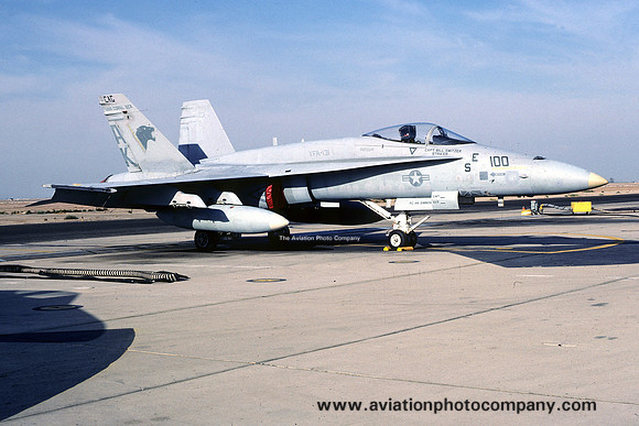 US Navy VFA-131 McDonnell Douglas F/A-18A Hornet 162421/AK-100 (1997)
