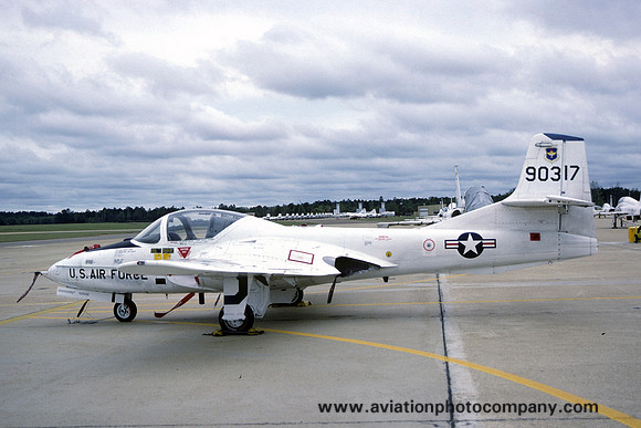 USAF Cessna T-37B Tweet 59-0317 (1984)