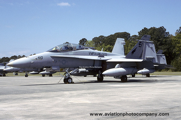 US Marines VMFA(AW)-533 McDonnell Douglas F/A-18D Hornet 164961/ED-410 (1996)