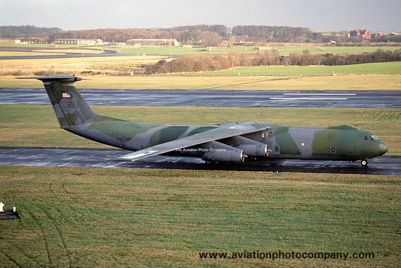 USAF 437 MAW Lockheed C-141B Starlifter 65-0220 at Prestwick (1988)